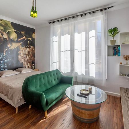 Suite Grand Cru - Spa & Terrasse Arveyres المظهر الخارجي الصورة